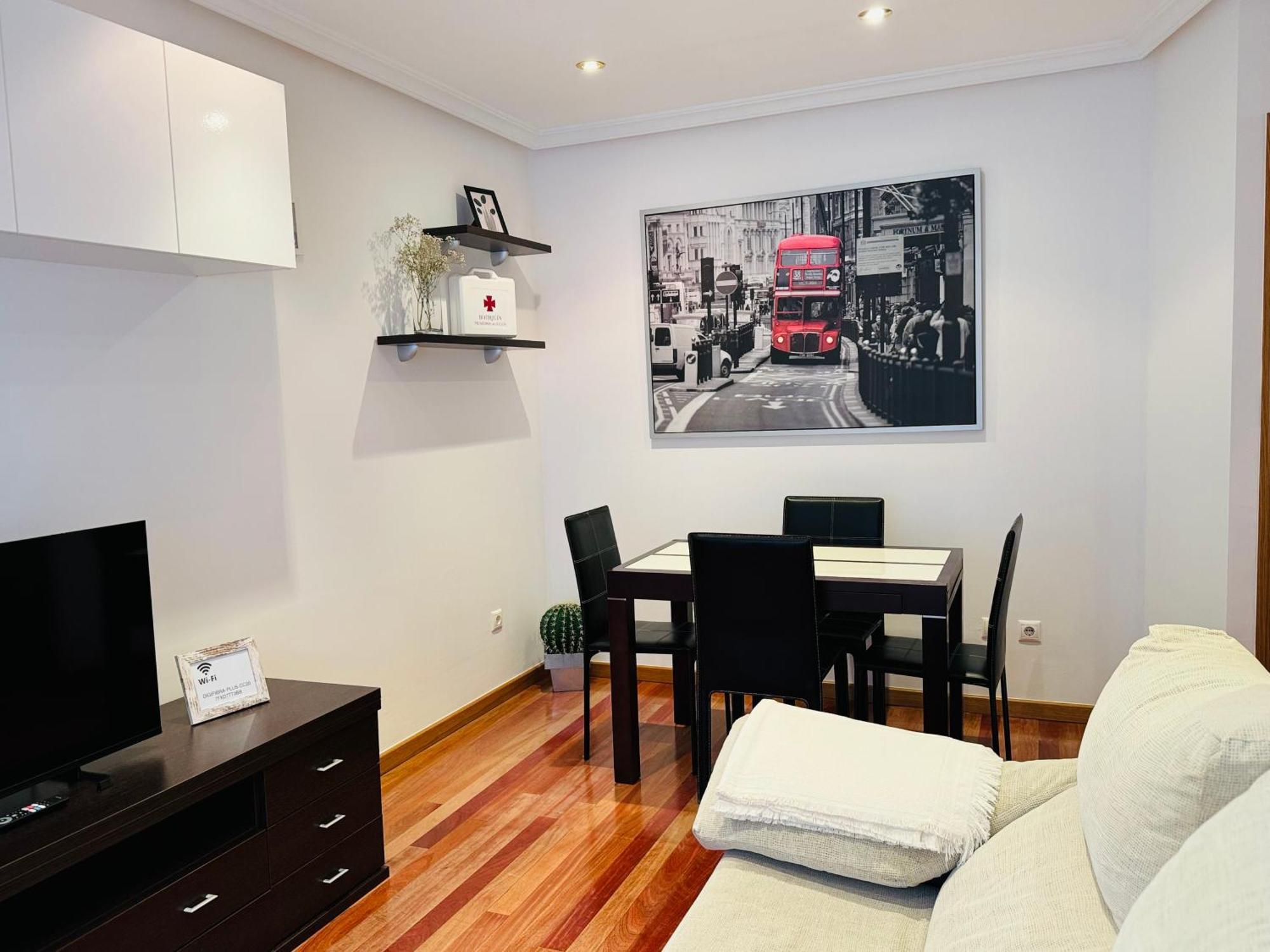 Apartamento Santa Ana - Centro De Gijon - Wifi エクステリア 写真